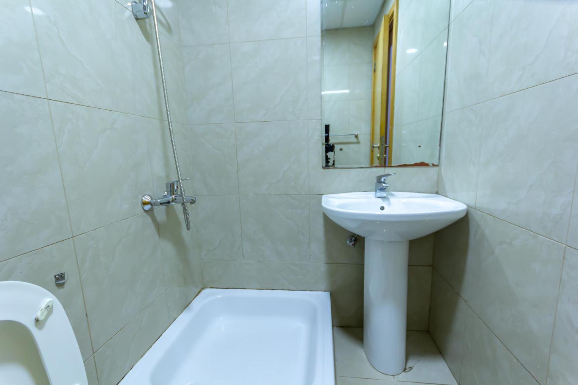 Budget With Private Bathroom For 'girls' Only In Dubai, Marina Апартаменты